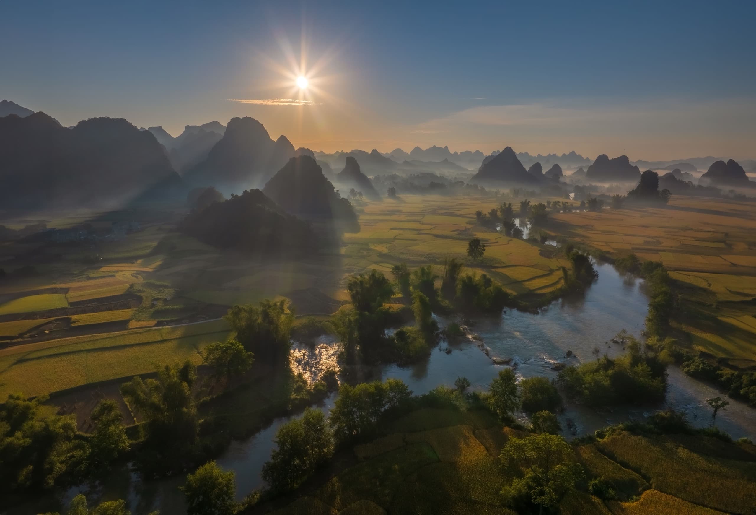 Morning Sunburst, Cao Bằng